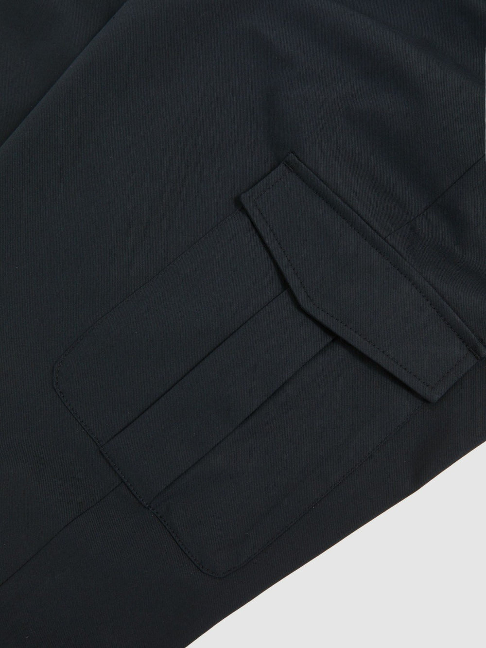 Cotton-Lyocell Cargo Trousers in Navy