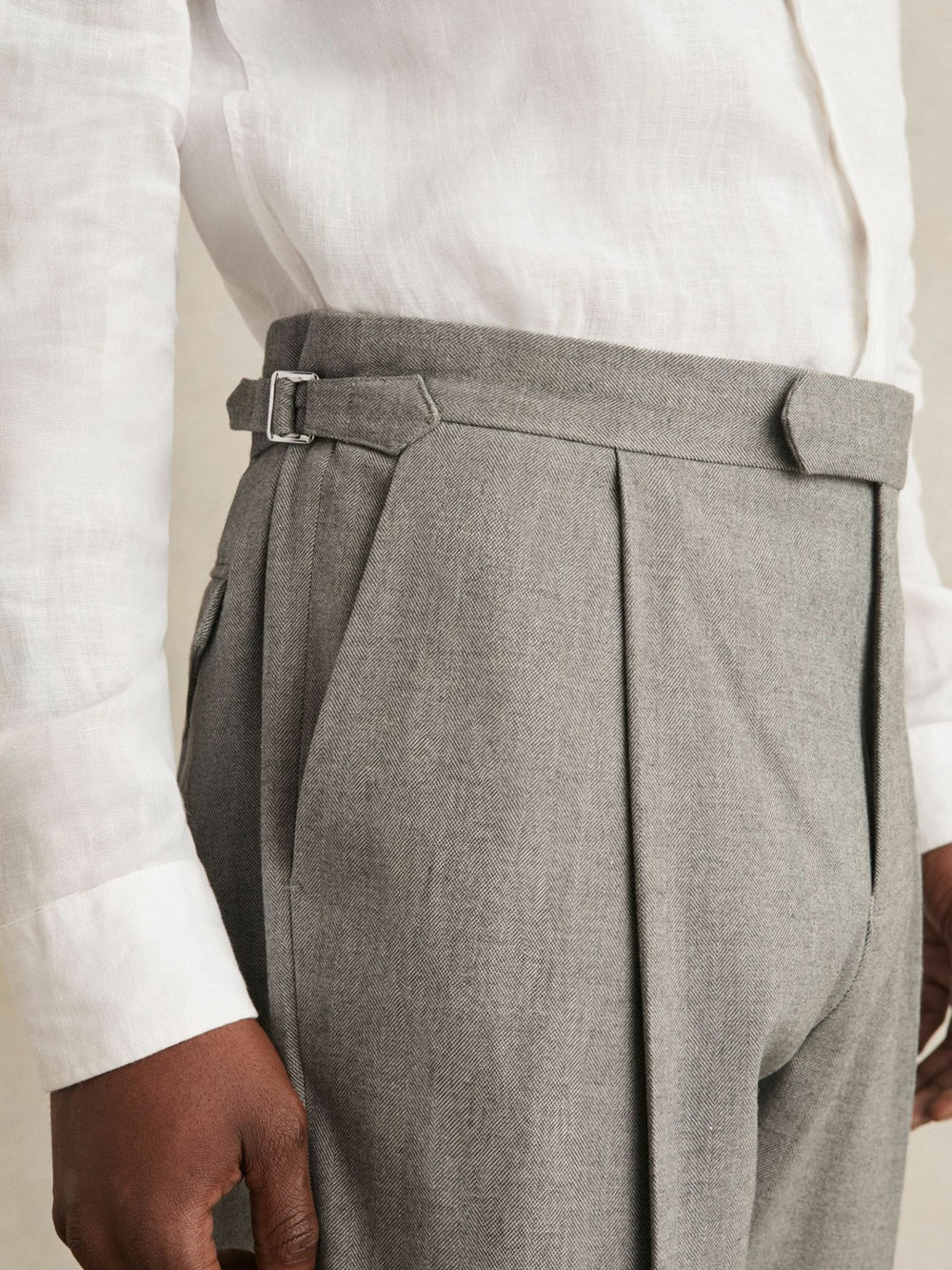 Regular Fit Herringbone Trousers With Cotton in Grey