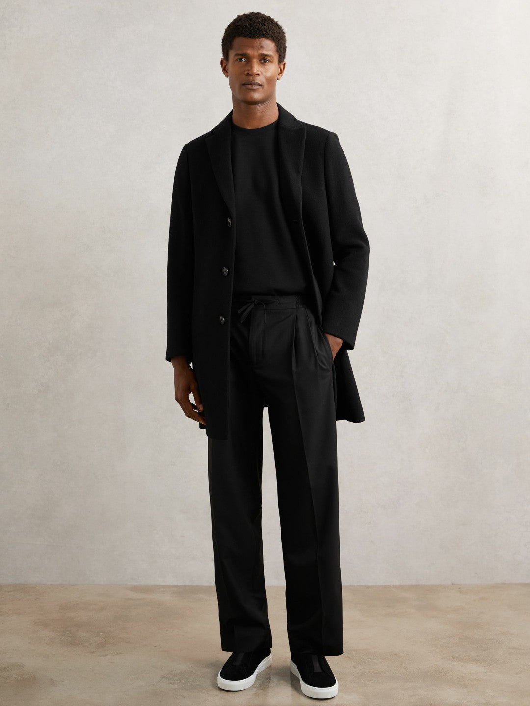 Relaxed-Fit Twill Drawstring Trousers in Black