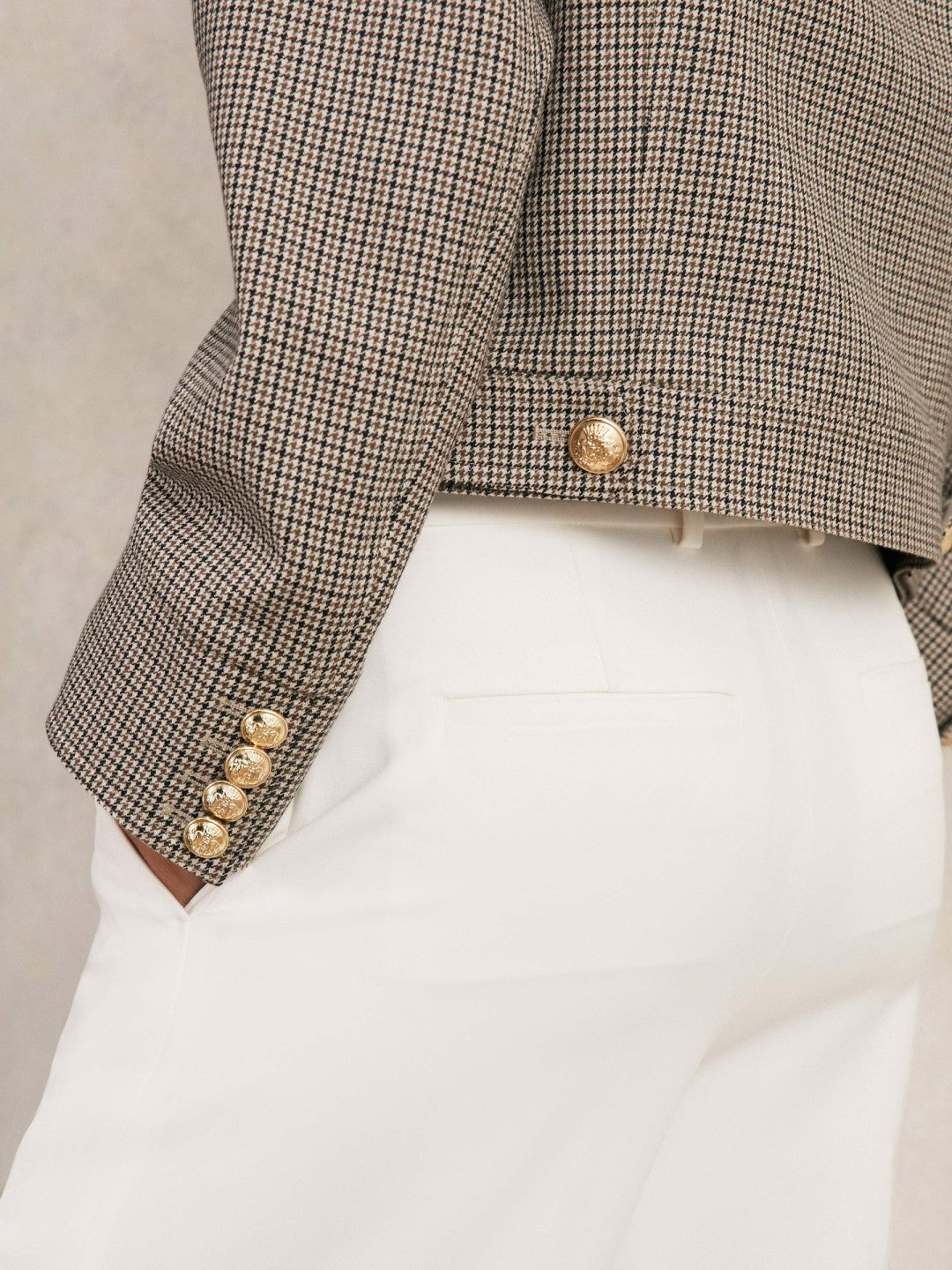 Wool Twin-Pocket Cropped Jacket in Neutral Check