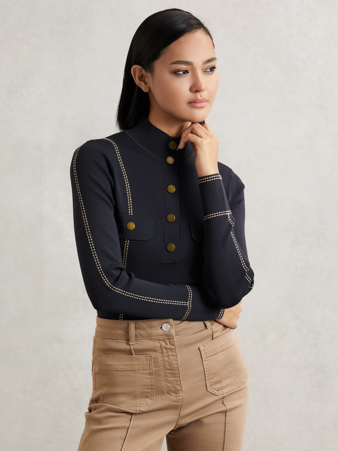 Contrast-Stitch Knit Top in Navy