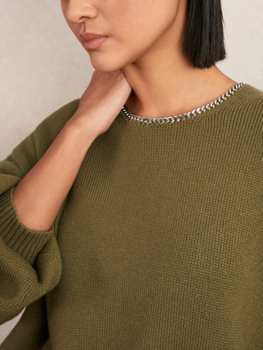Wool-Blend Necklace-Trim Jumper with Cashmere in Sage Green