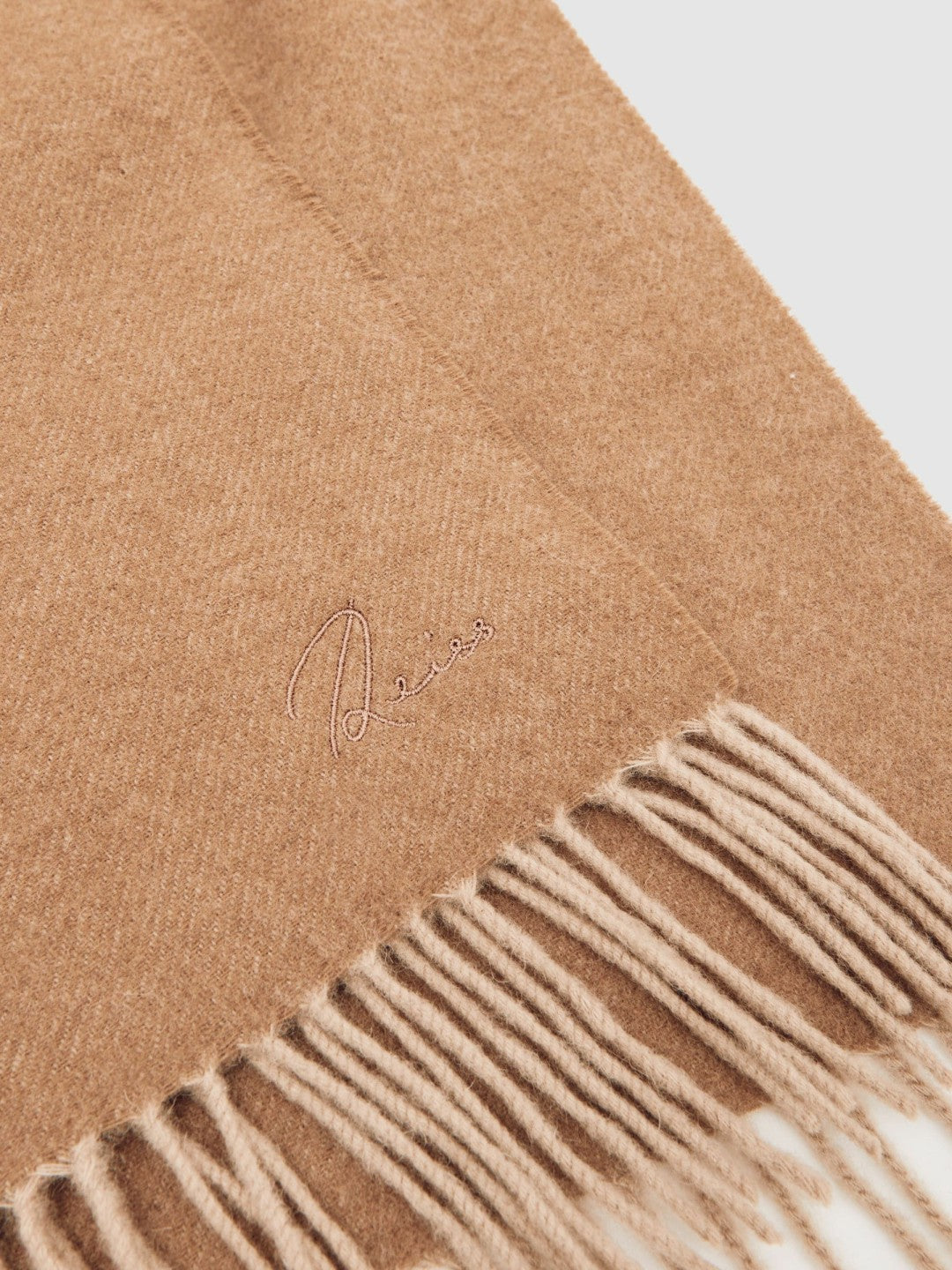 Wool-Cashmere Scarf in Taupe