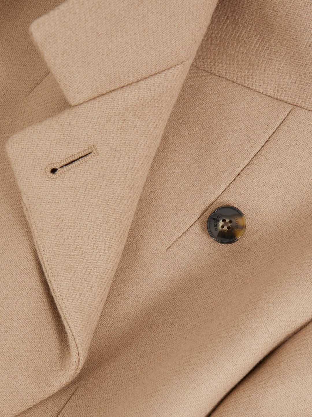 Coat in Camel