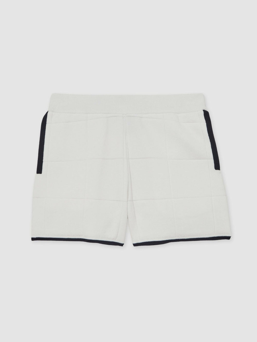 Tipped Knit Stitch-Detail Shorts in White/Navy