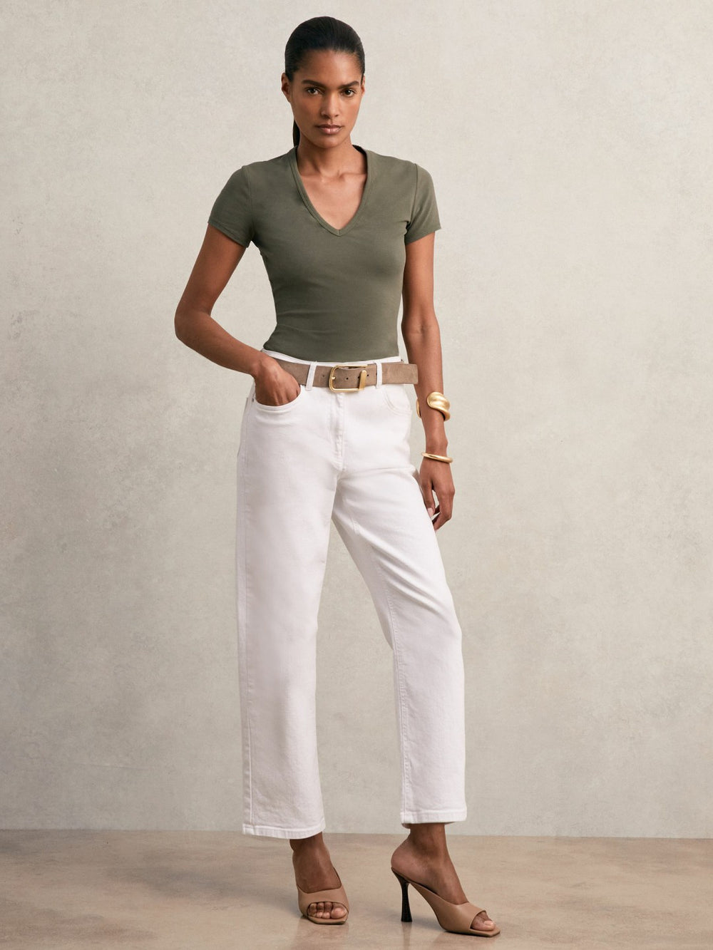 Stretch Cotton V-Neck T-Shirt in Khaki Green