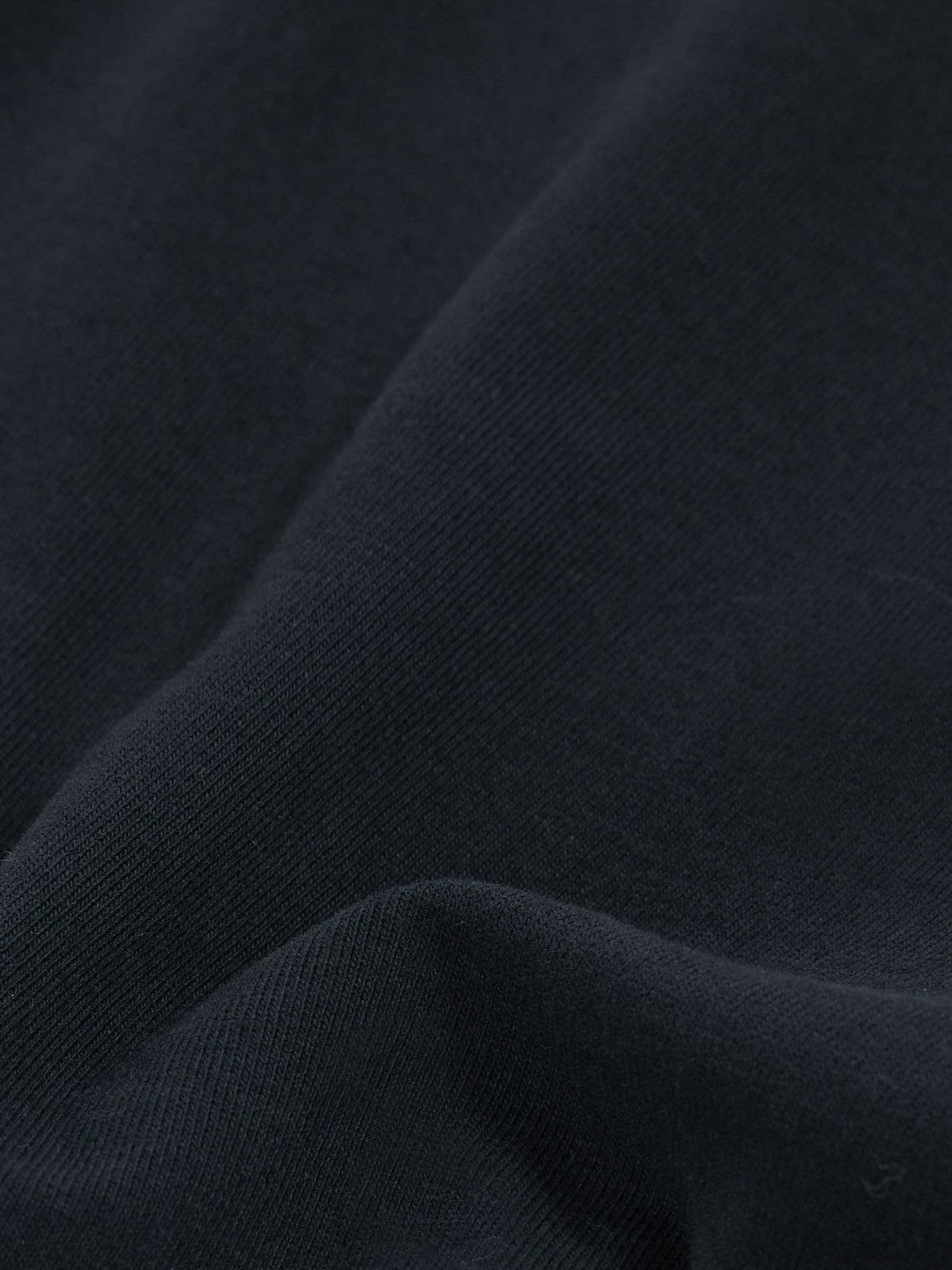 Stretch Cotton V-Neck T-Shirt in Navy