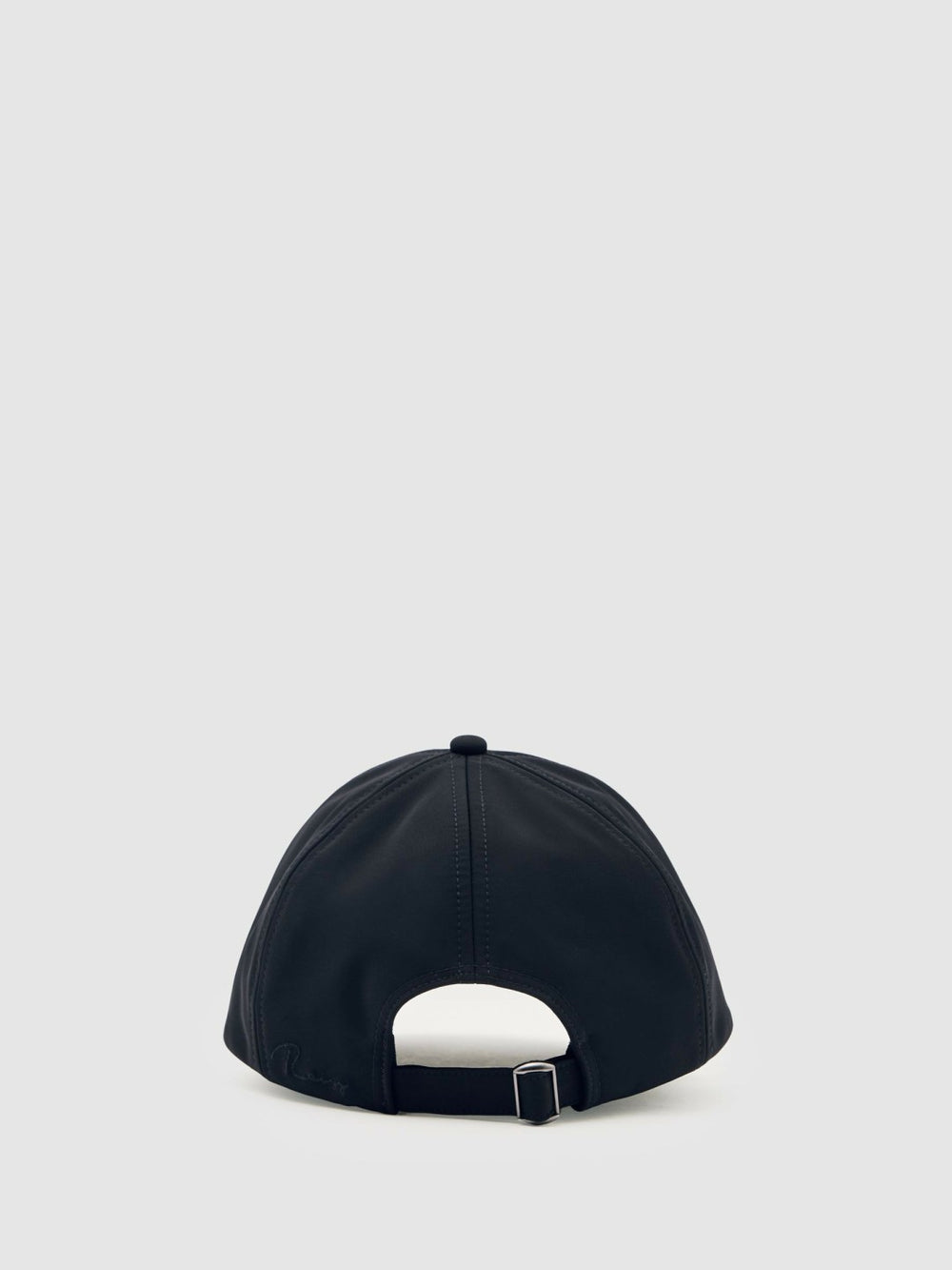 Embroidered Logo Tech Baseball Cap in Navy