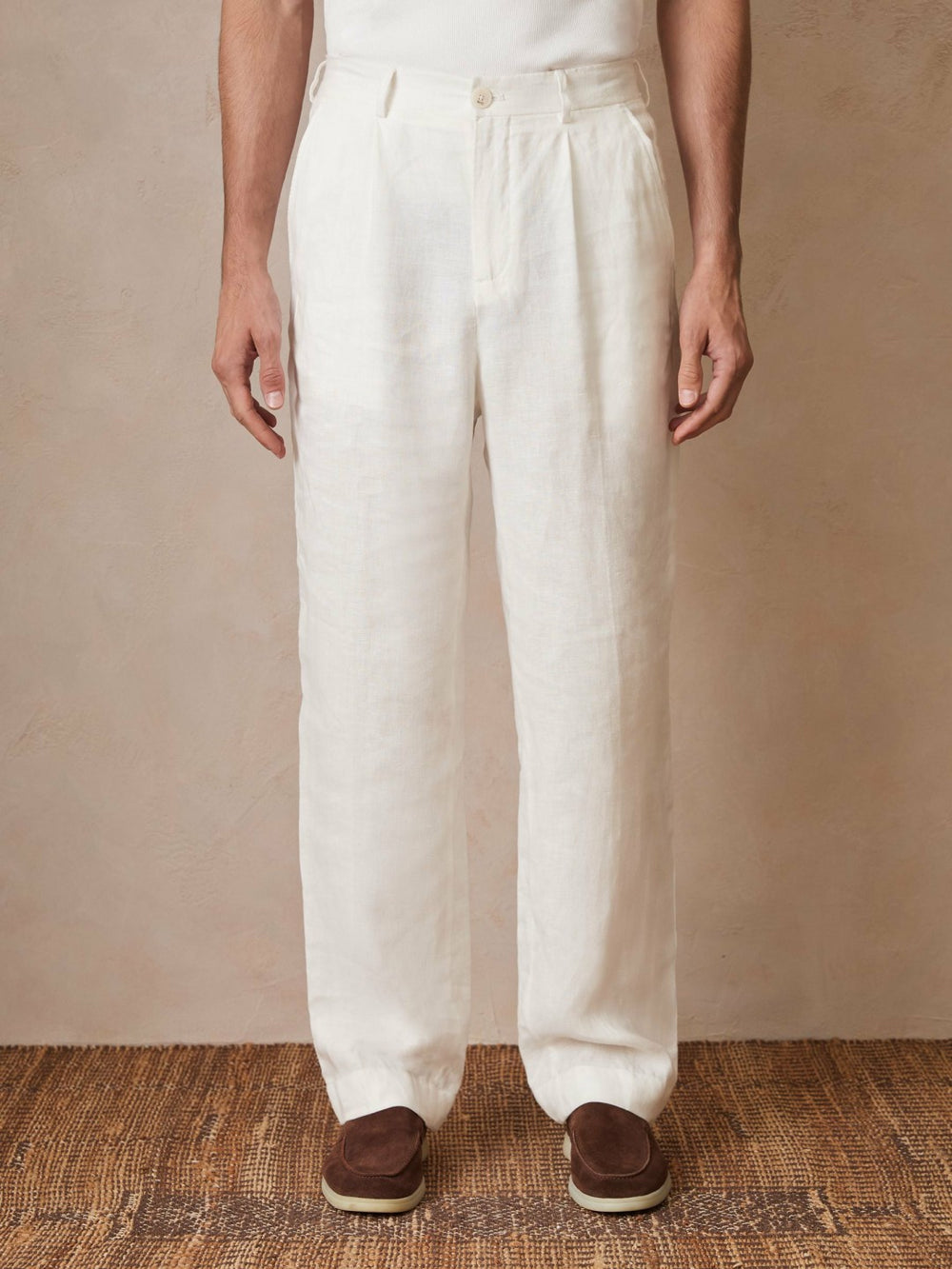 | Ché Linen Wide-Leg Trousers in White
