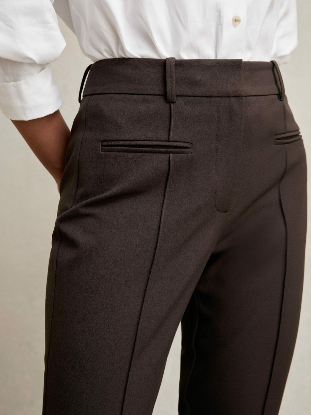 Petite Pintuck Tapered Trousers in Chocolate Brown