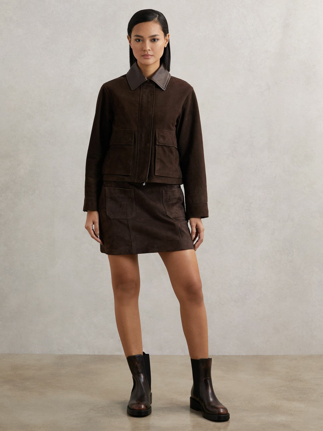 Leather Chelsea Boots in Brown