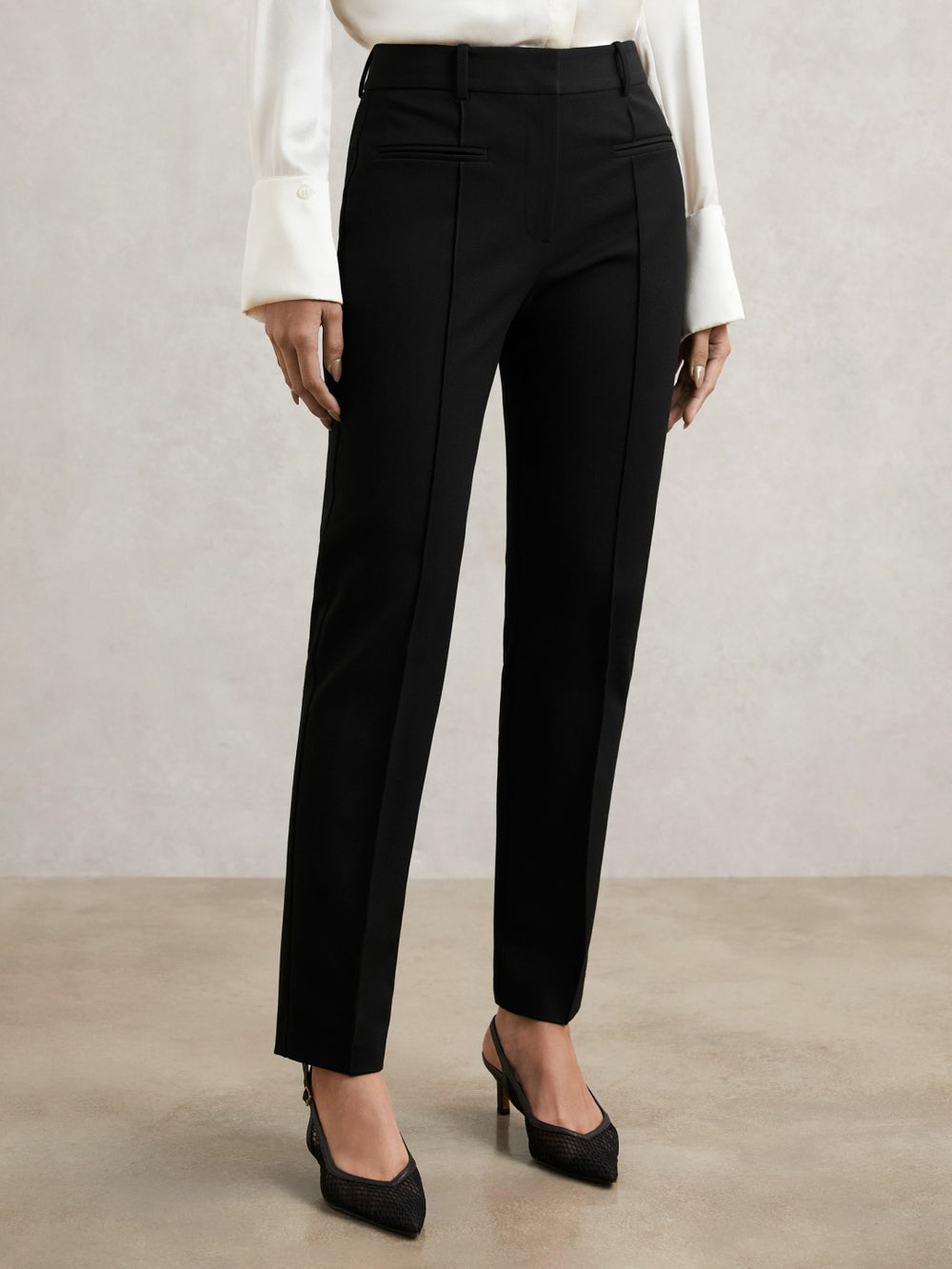 Pintuck Tapered Trousers in Black