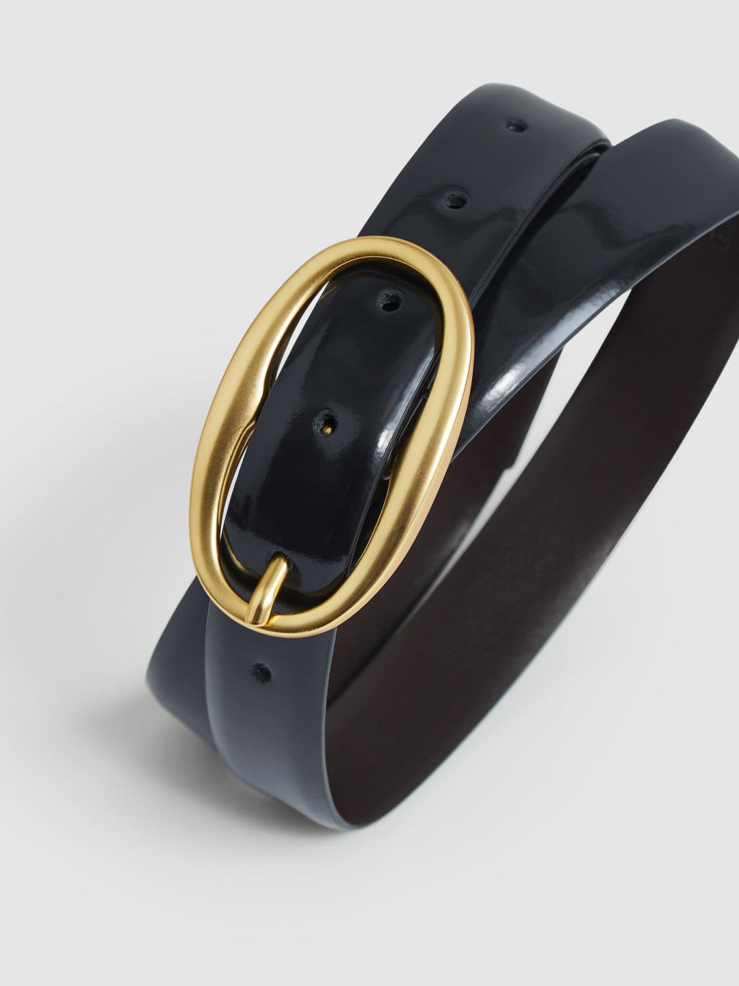 Patent Leather Oval Buckle Belt in Navy