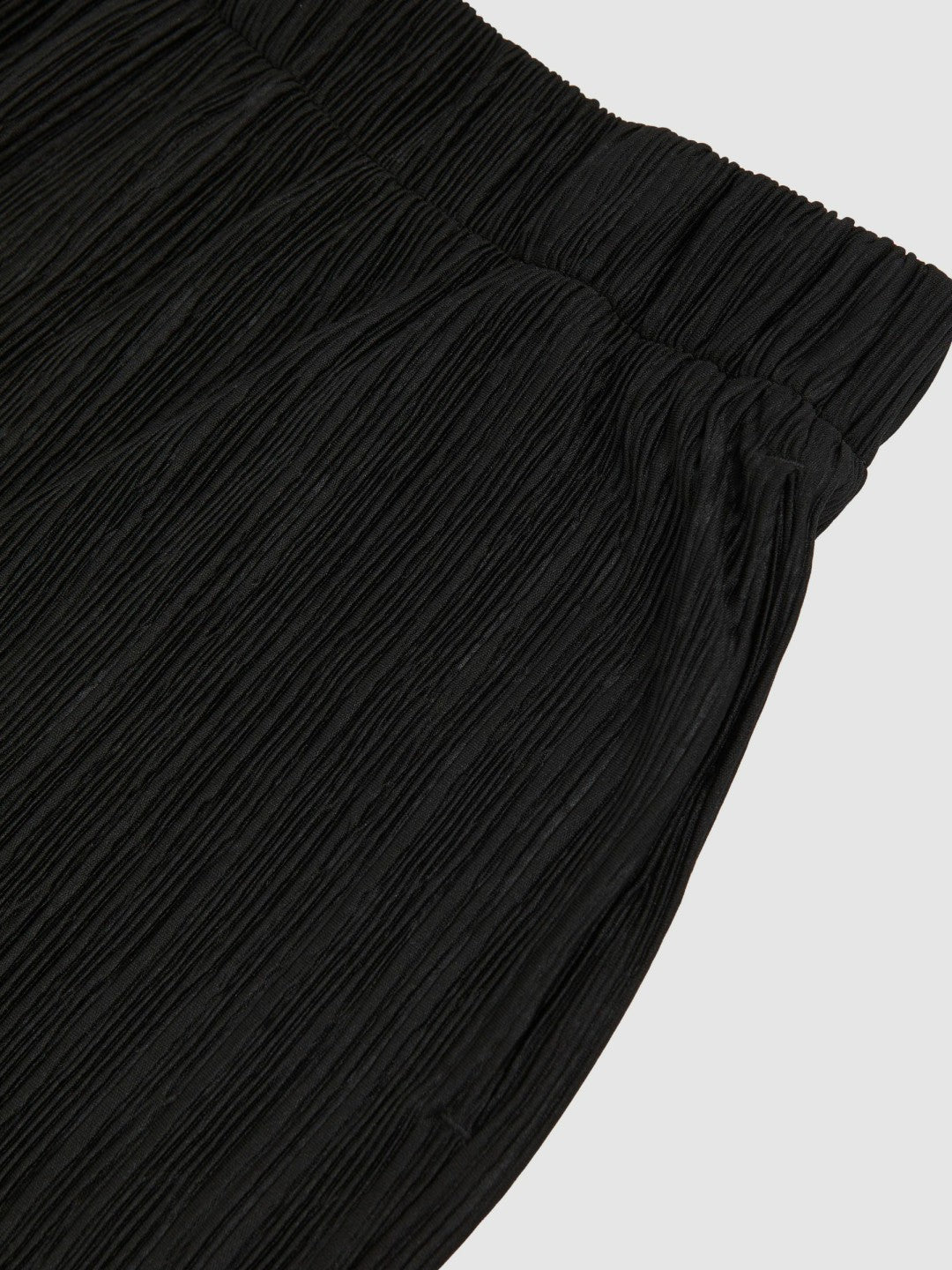 Plissé Wide Leg Trousers in Black