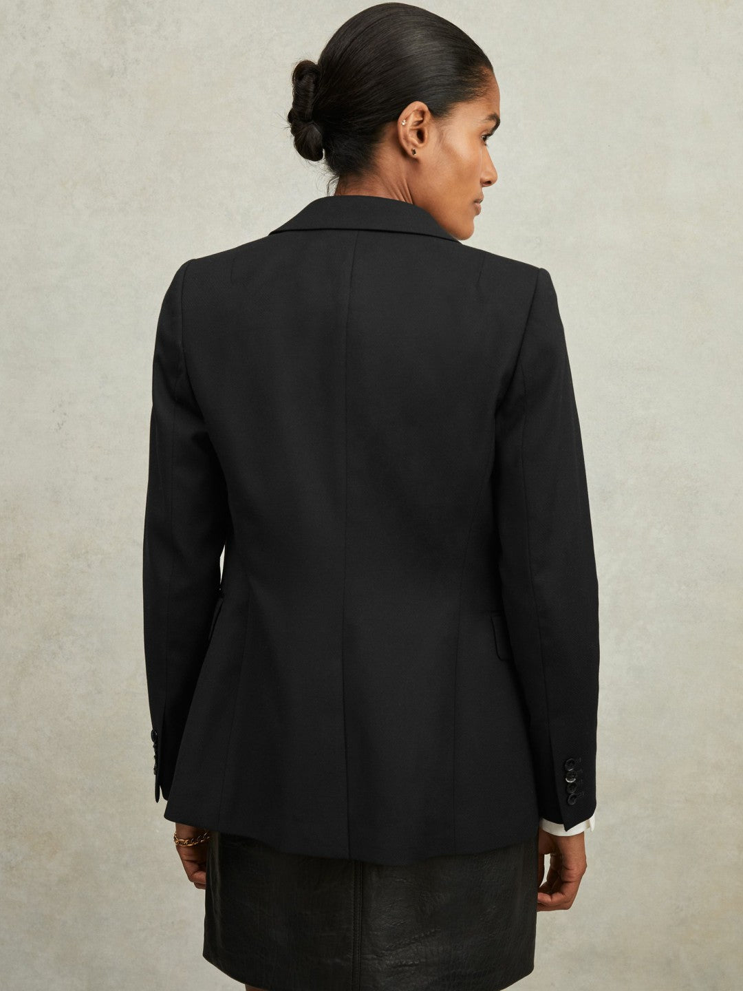 Single Breasted Suit Blazer in Black
