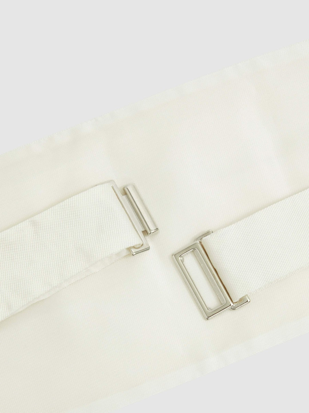 Silk Cummerbund in Ivory