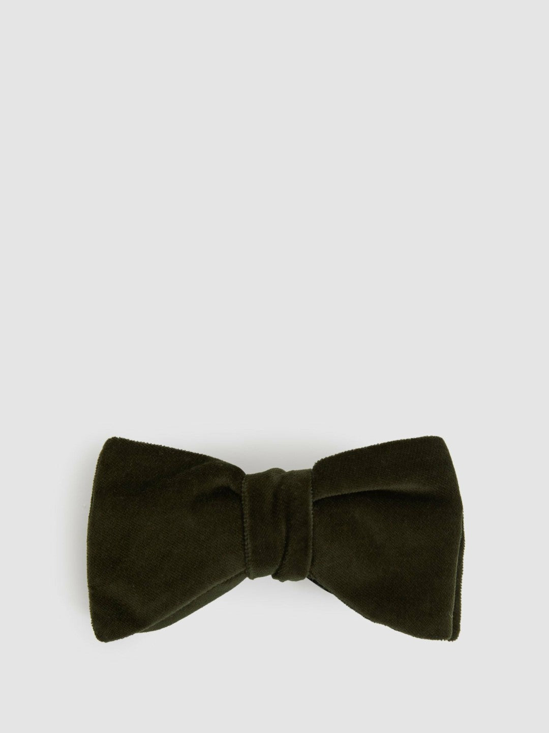 Velvet Bow Tie in Emerald