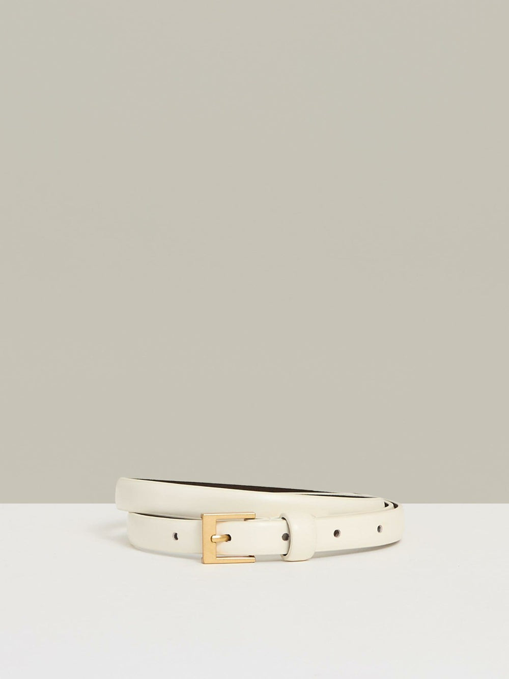 Thin Leather Belt in Off White