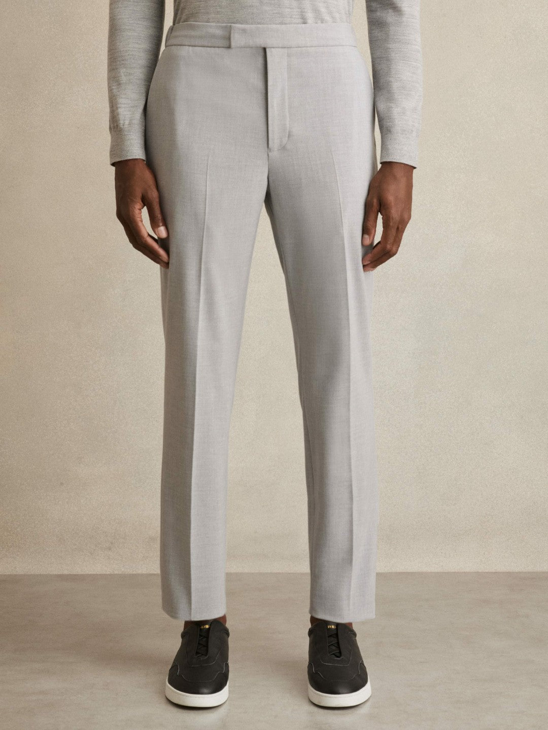 Slim-Fit Drawstring Trousers in Grey