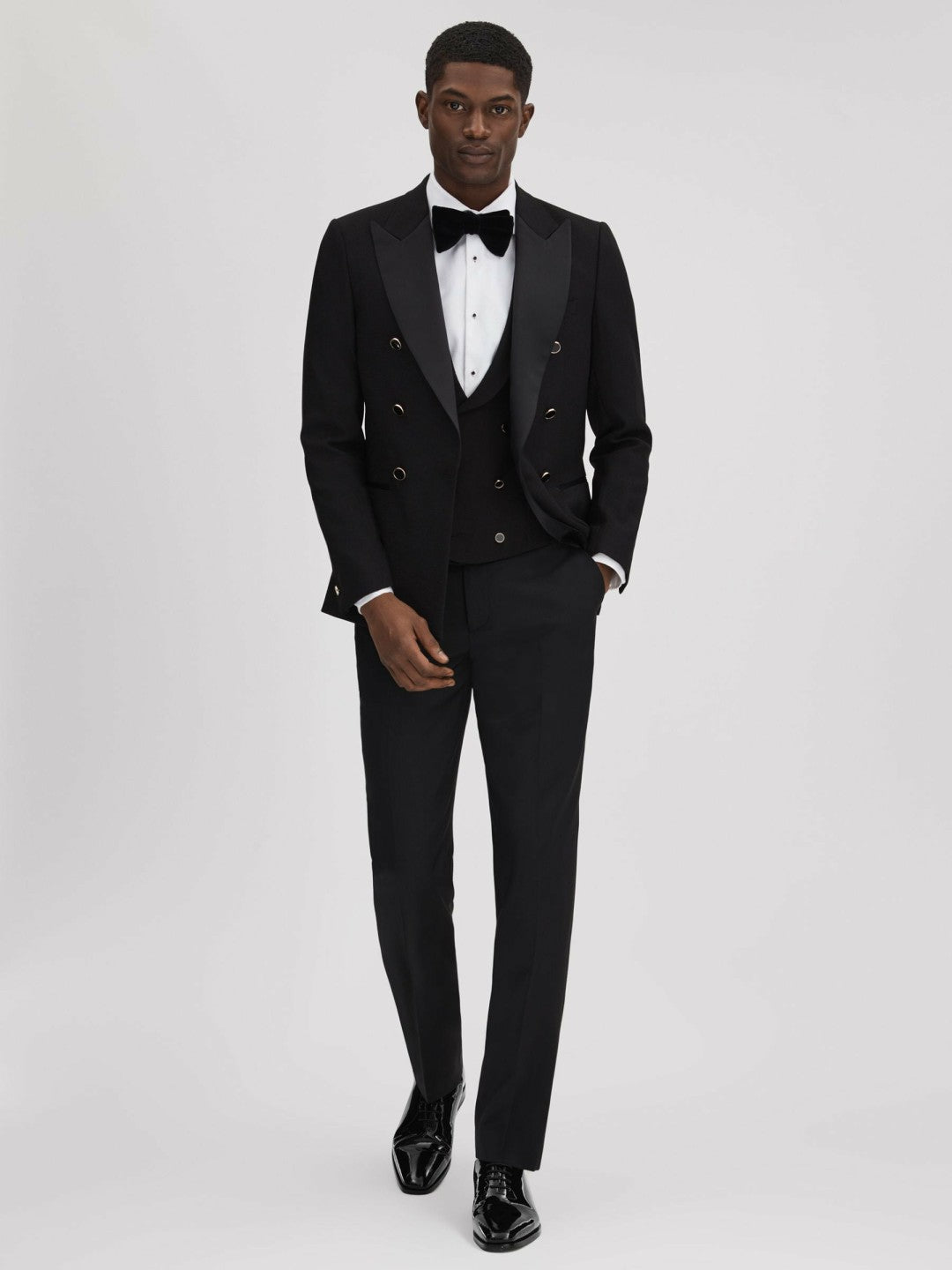 Patent Leather Lace-Up Shoes in Black