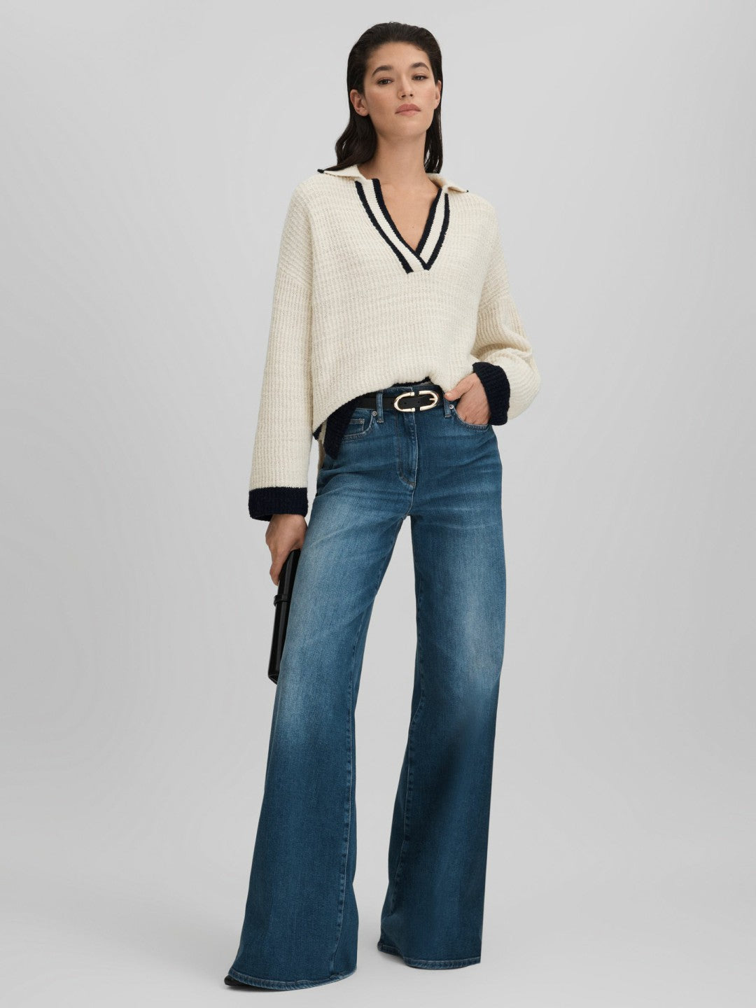 Wool Blend Open Collar Jumper in Cream/Navy