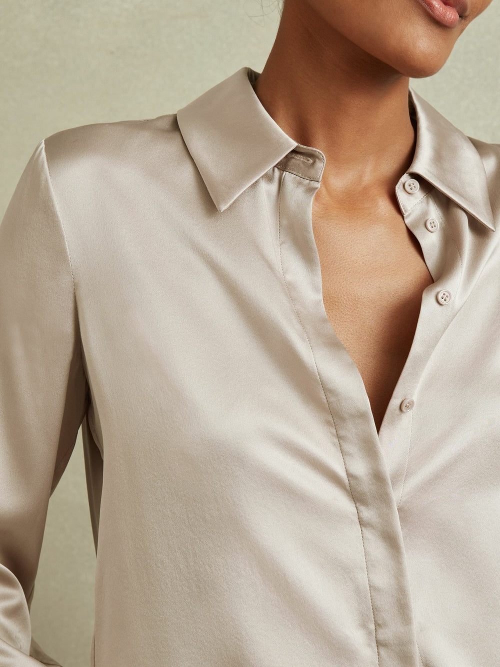 Silk Double-Cuff Button-Through Shirt in Champagne