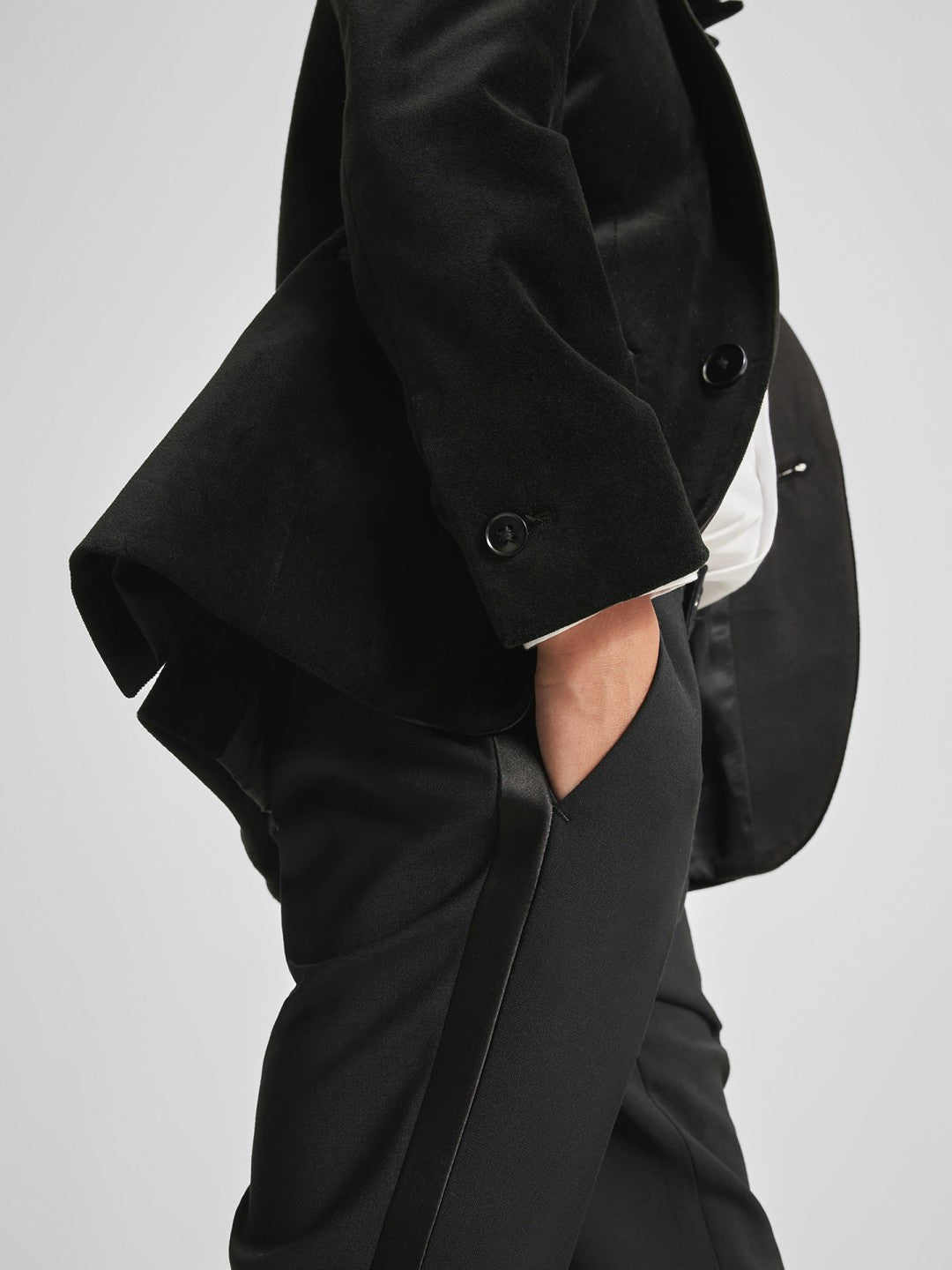 4-9 yrs Single Breasted Velvet Blazer in Black