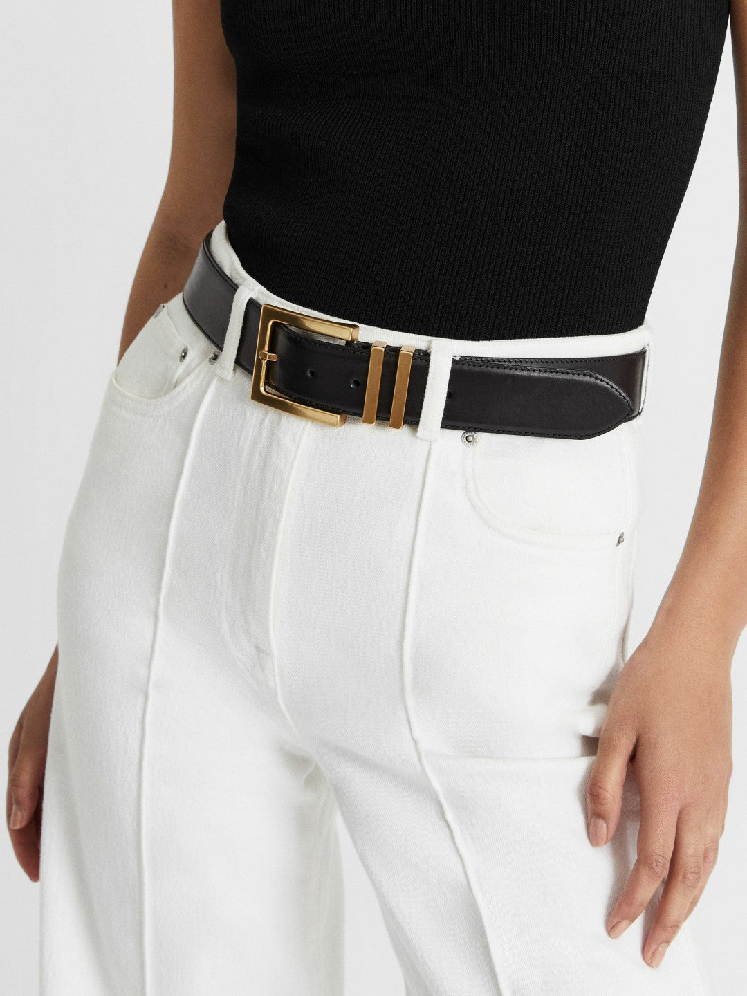 Leather Square Buckle Belt in Black