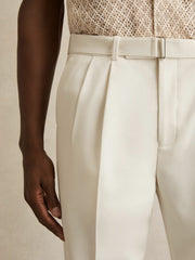 Wool-Blend Belted Pleated Trousers Regular-Fit in White