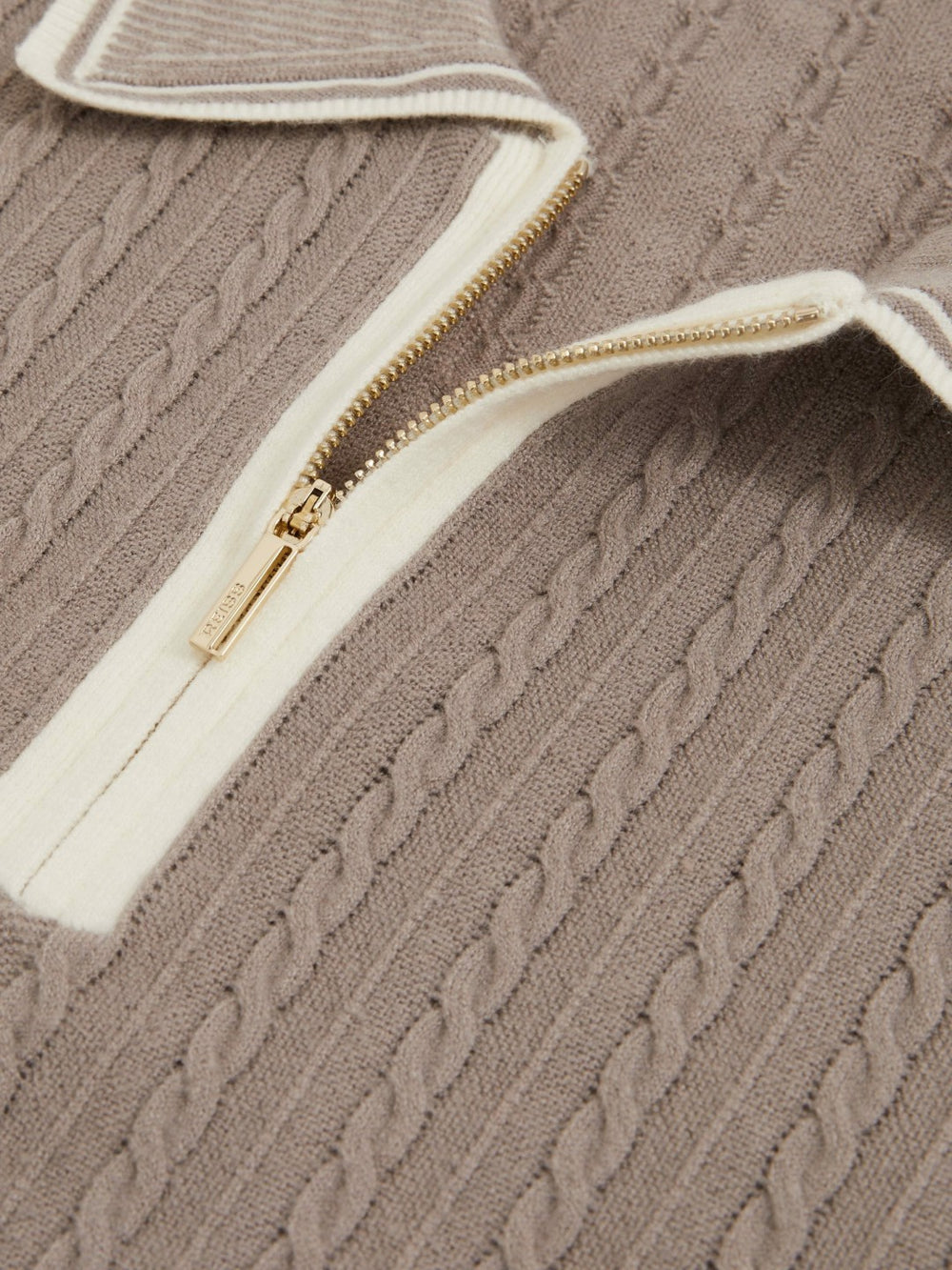 Micro-Cable Half-Zip Polo Shirt in Light Taupe Brown