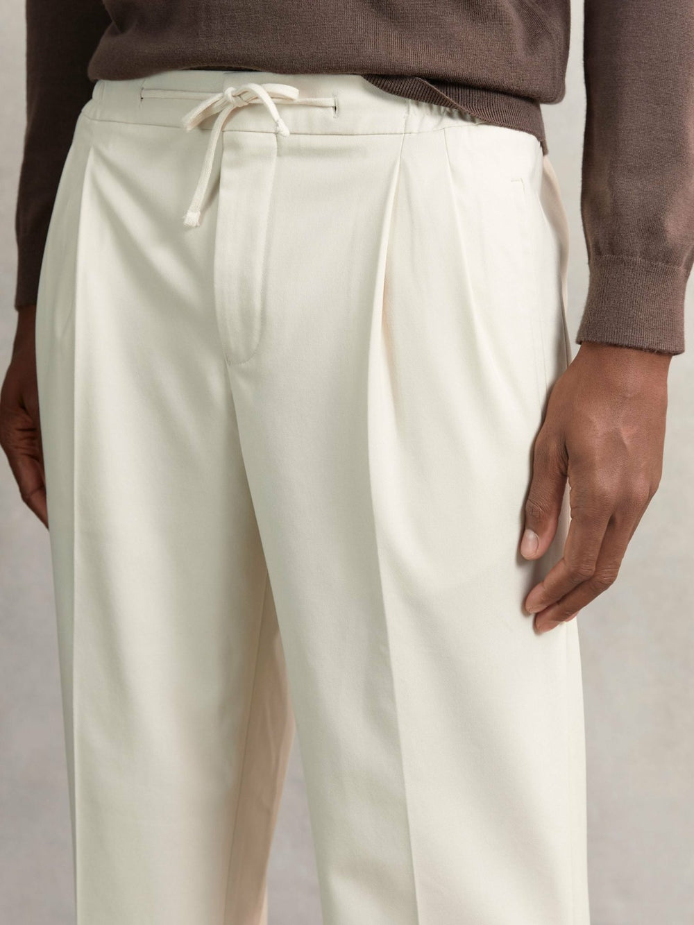 Relaxed-Fit Twill Drawstring Trousers in Ecru