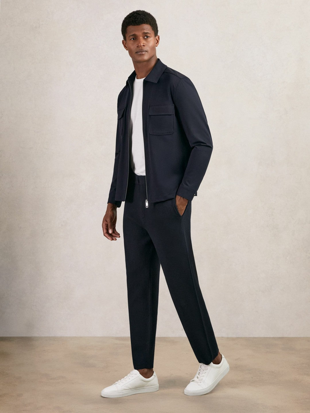Tapered Knitted Trousers in Navy