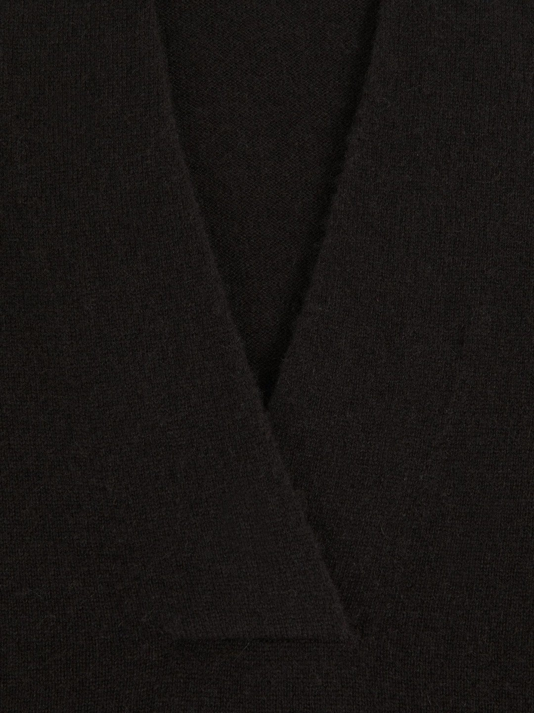 Cashmere V-Neck Jumper in Chocolate Brown