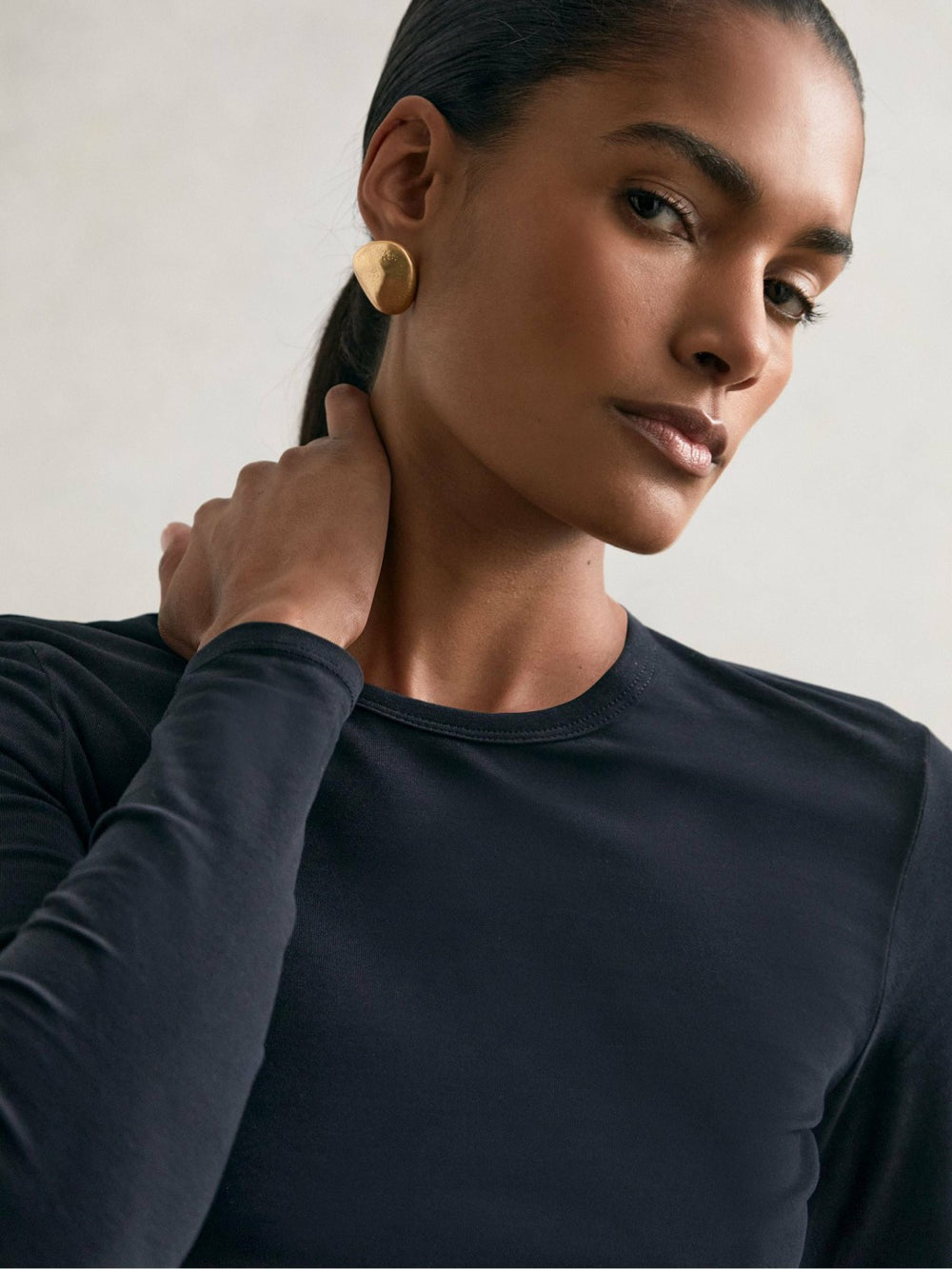 Cotton Crew-Neck Long-Sleeve T-Shirt With Stretch in Black