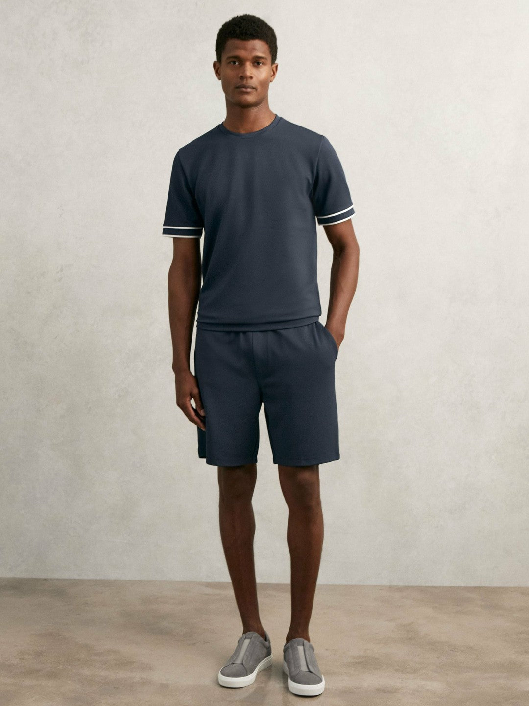 Textured Crew-Neck Tipped T-Shirt in Airforce Blue