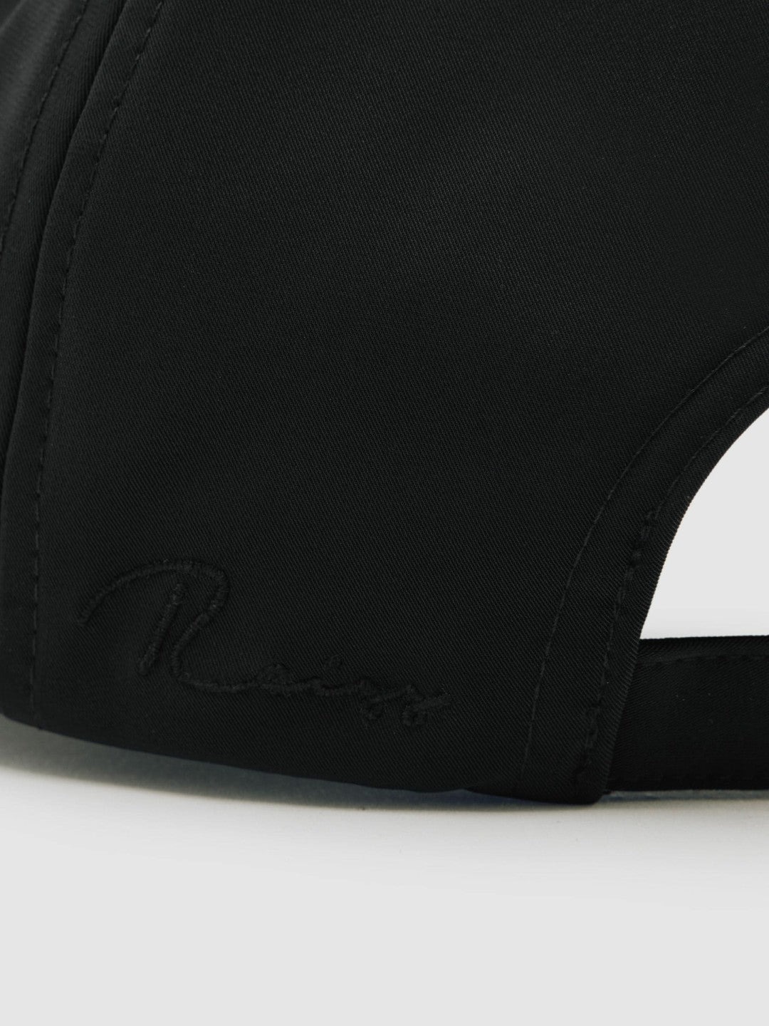 Embroidered Logo Tech Baseball Cap in Black