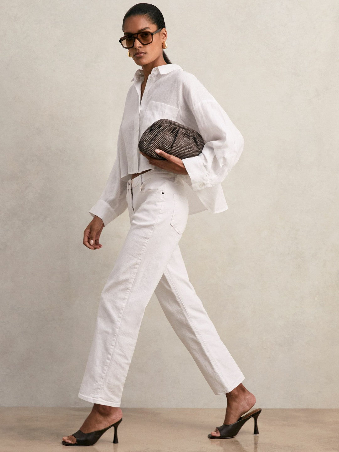 Oversize Linen Cropped Shirt in White