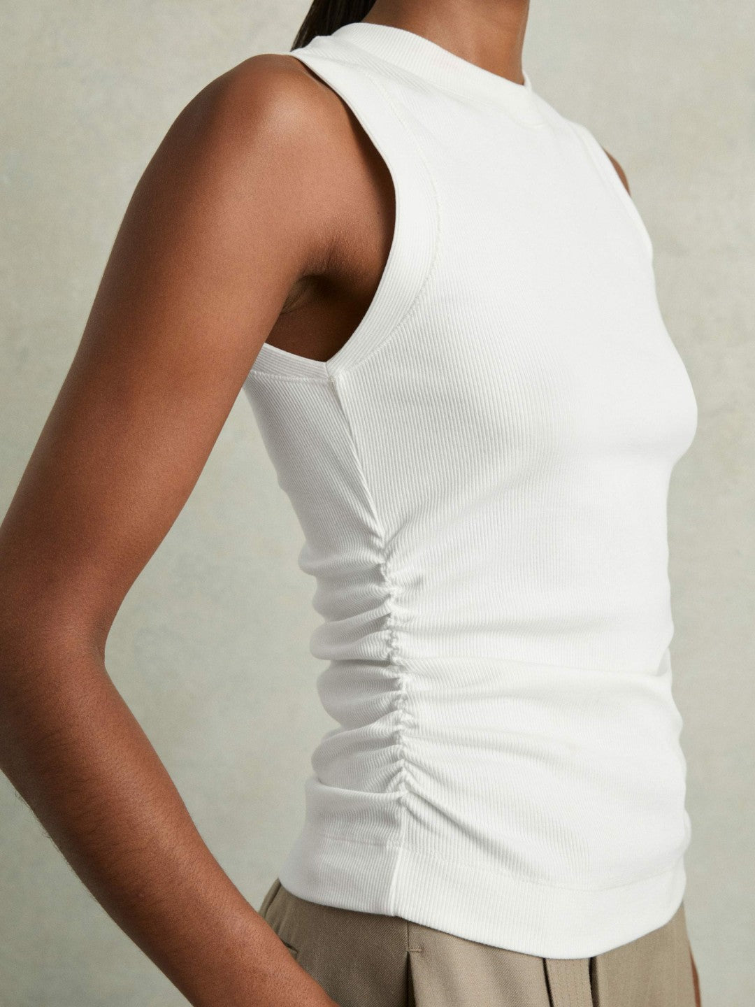 Ribbed Ruched Waist Vest in White