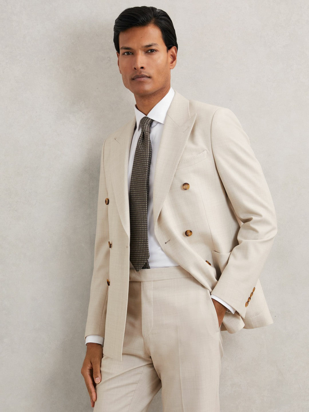 Suit Jacket in Stone
