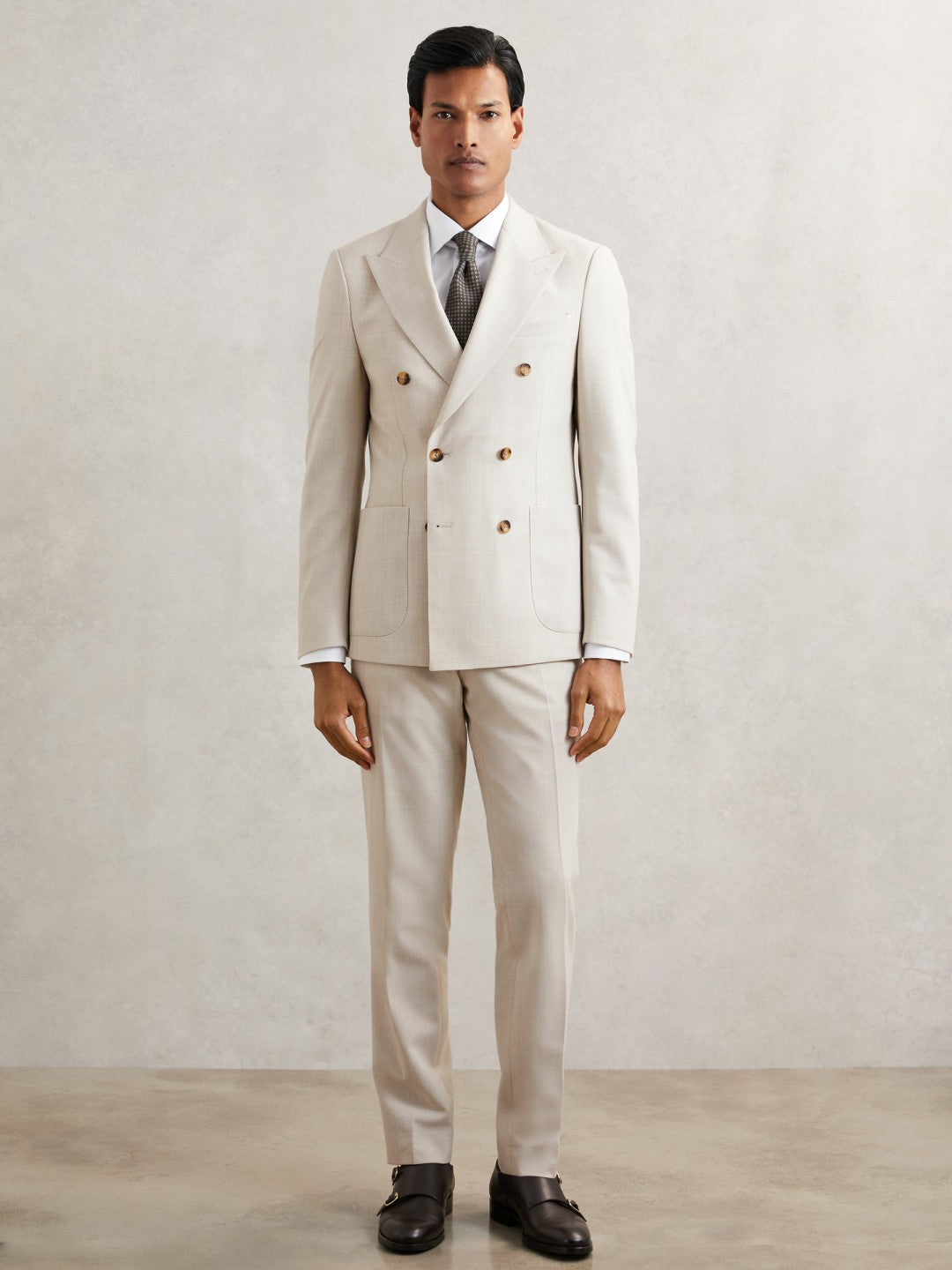 Suit Jacket in Stone