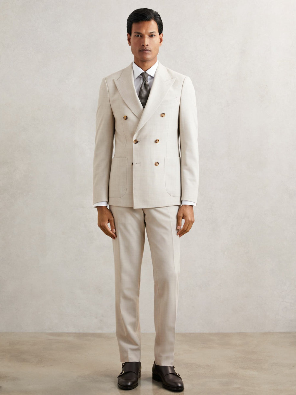 Suit Jacket in Stone