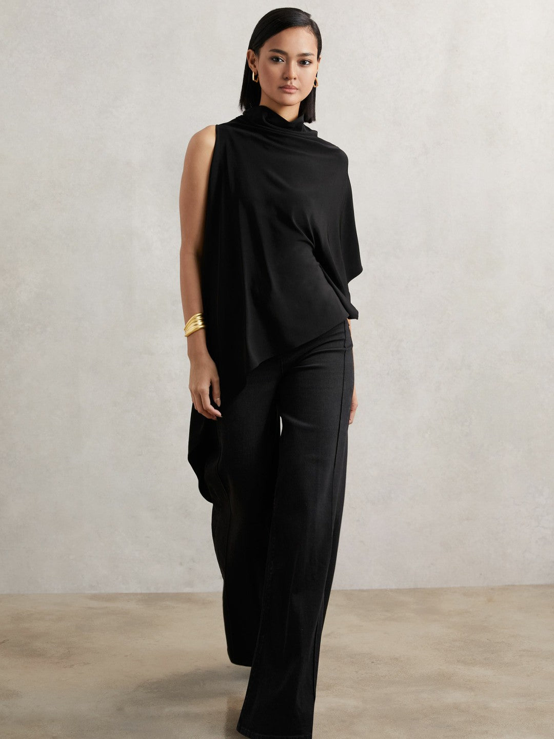 Cape Detail Top in Black