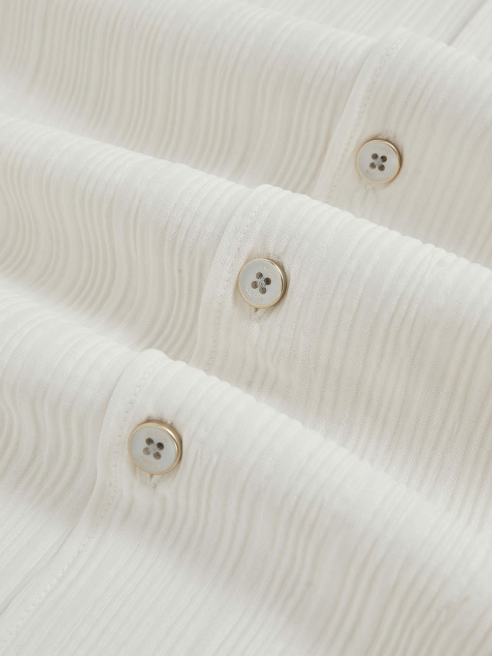 Plissé Cuban-Collar Long-Sleeve Shirt in Off White