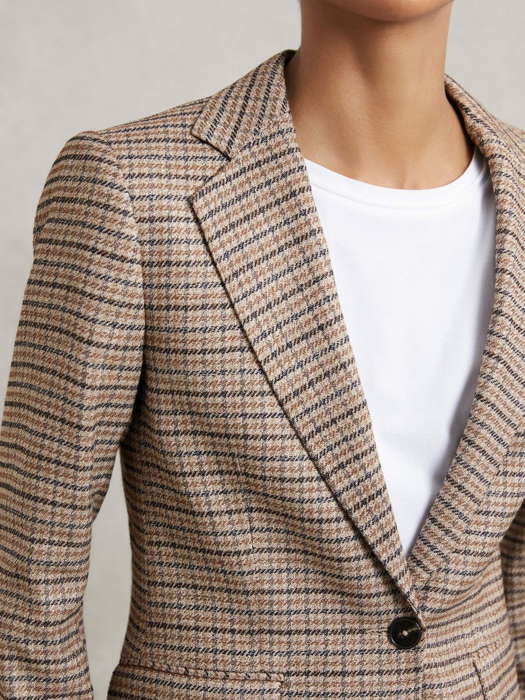 Jacket in Neutral Check
