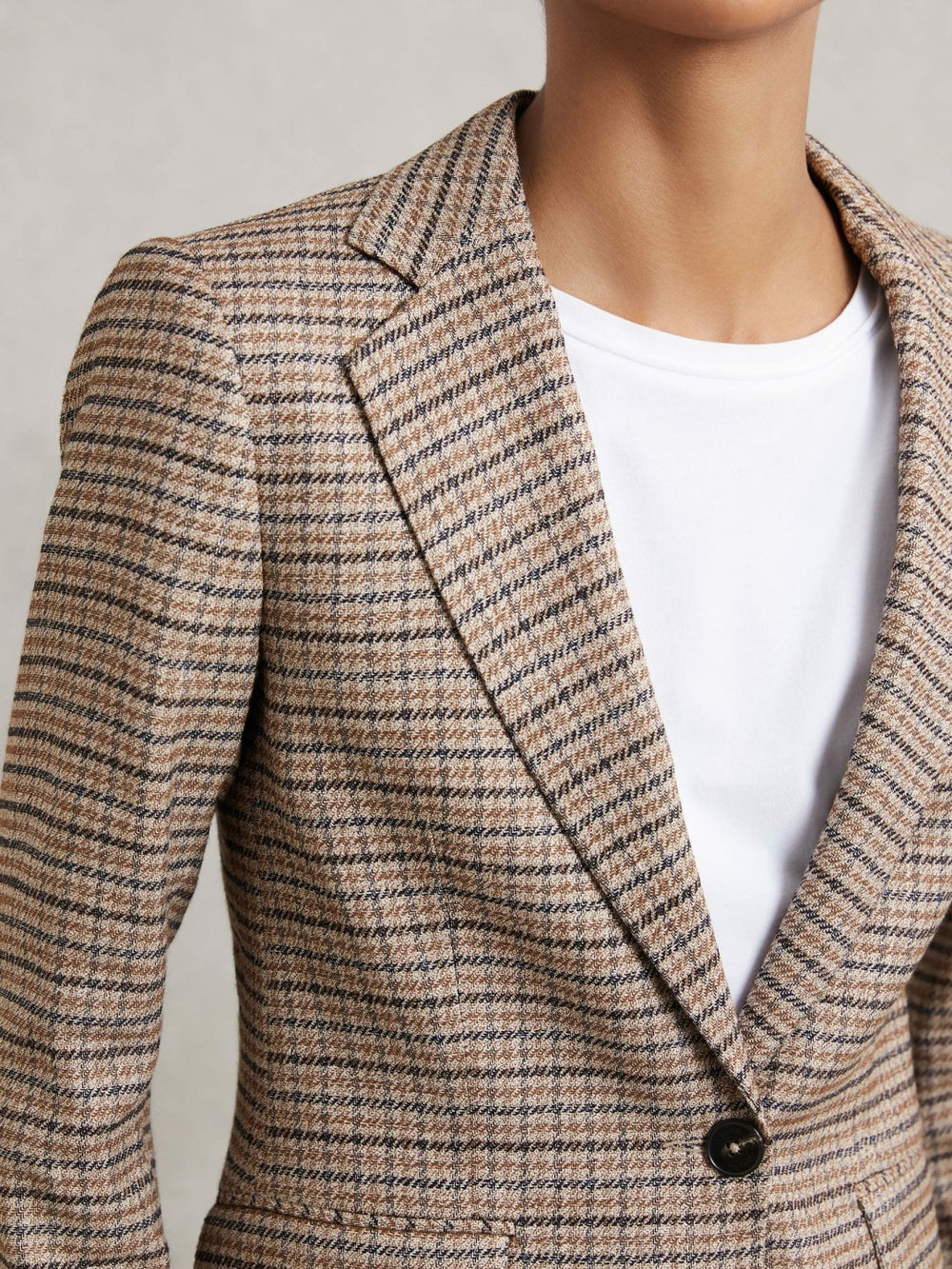 Jacket in Neutral Check